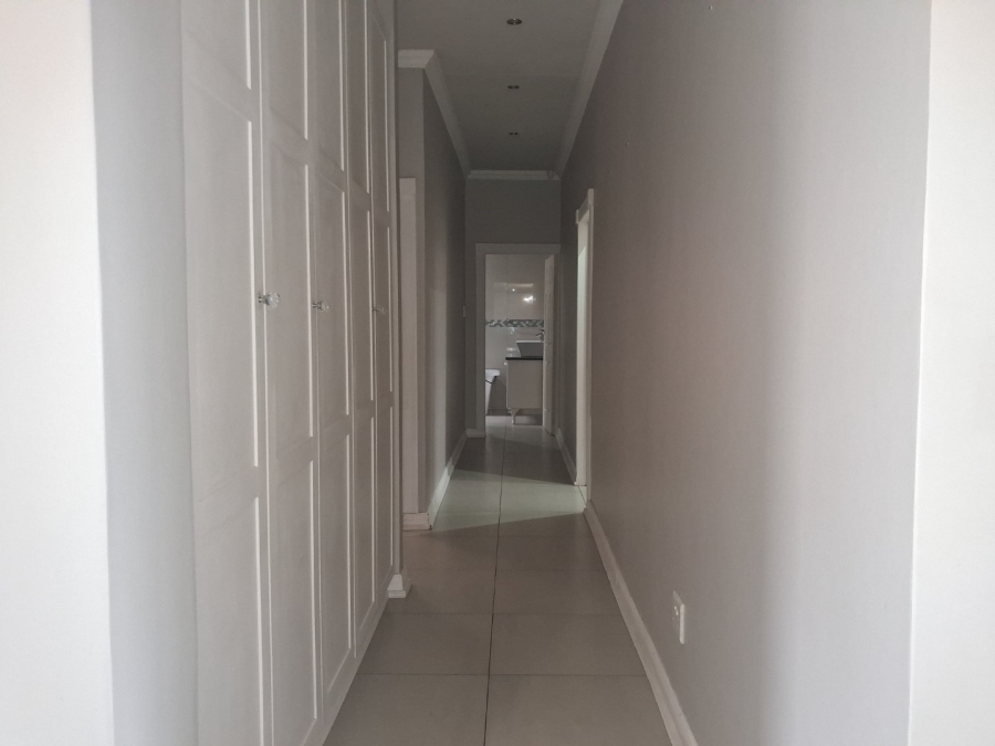 To Let 3 Bedroom Property for Rent in Hillside Free State